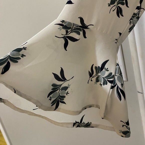 Ann Taylor blouse with bell sleeve - Picture 2 of 2